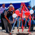 Hospital de Huarmey: alcalde coloca primera piedra de obras de pavimentación de pistas y veredas colindantes