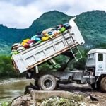 Ahora arrojar basura a los ríos y quebradas será delito con penas de hasta 4 años de cárcel