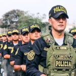 Policias que patrullen en sus dias de franco o vacaciones, el gobierno les pagara compensacion de s/ 16 por hora de servicio